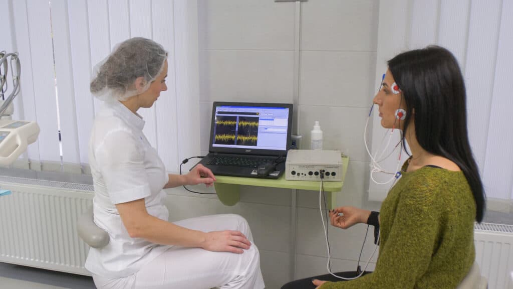 Электромиография силы сжатия мышц фото